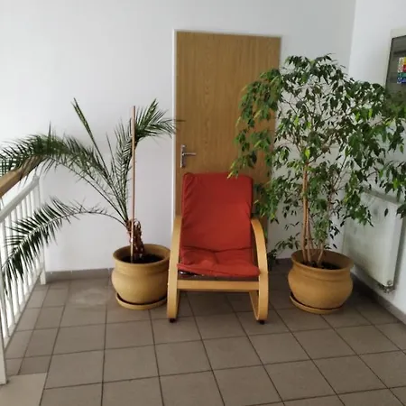 Kulturne Spolecenske Centrum 3* Hrusky (Breclav)